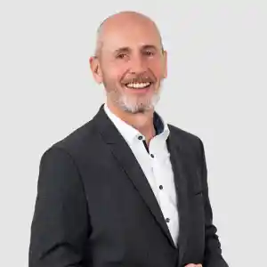 Dirk Kemeter - Selbstständiger Vertriebspartner für Swiss Life Select.jpg