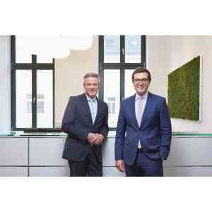 Notare Michael Uerlings & Dr. Till Bremkamp.jpg