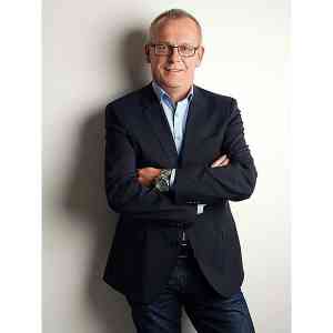 DIPL. KFM. HELMUT SCHMIDHUBER GMBH STEUERBERATUNGSGESELLSCHAFT.jpg