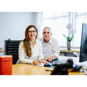 Hohenadel Steuer + Recht.jpg