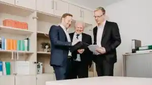 AFP.DIE BERATER.jpg