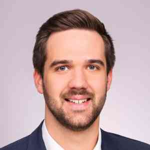 Clayton Stonehouse Immobilien GmbH.jpg