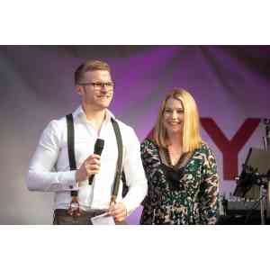 Layer Immobilien und Bau.jpg