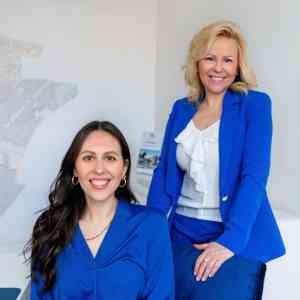 ak Immobilien Service GmbH.jpg