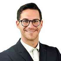 Uwe Müller, Diplom Immobilienwirt UG (haftungsbeschränkt), Geschäftsführerin:.jpg