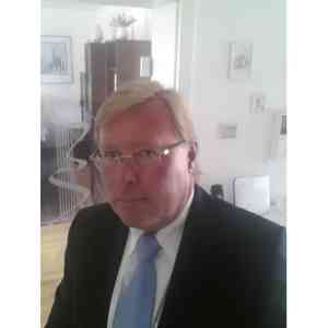 Rainer Dellemann Unternehmens- und Immobilienmakler.jpg