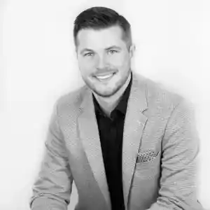 Marvin Kramer - Agentur für Deutsche Vermögensberatung.jpg