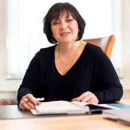 Ines Schwarz Rechtsanwältin.jpg