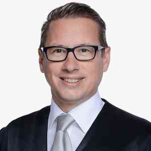 Rechtsanwalt Arbeitsrecht München Tobias Gerlach.jpg