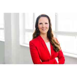 Fachanwalt Verkehrsrecht & Anwalt Inkasso Nadja Wollangk.jpg