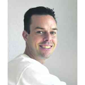 Malermeister Dino Münchenberg.jpg