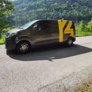 Raumkunst Schwarz Malermeister und Stuckateurbetrieb.jpg