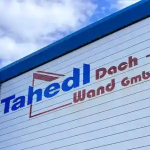 Tahedl Dach + Wand GmbH.jpg
