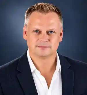 DJ Oliver Plattig - Hochzeiten & Events.jpg
