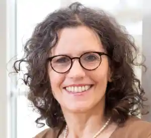 Klaudia Spandl | KLAR & SEIN.jpg