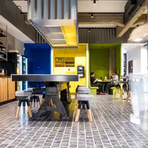 Kadur GmbH Raumidee.jpg