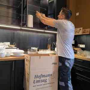 Hofmann Umzug.jpg