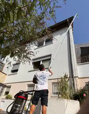 Stein und Haus Pflege - Fassaden u. Oberflächenreinigung, Entrümpelung - Haushaltsauflösung.jpg
