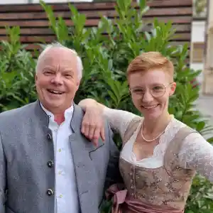 Willi Weigl Raumausstattung.jpg