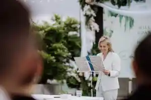 Antje Peter - Freie Rednerin .jpg