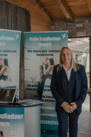 Freie TrauRedner Bayern.jpg