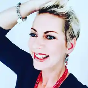 Aus2machGlück - freie Rednerin - Kerstin Kurz.jpg