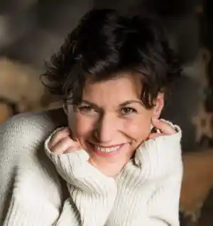 Mandy Lienert - Coaching & First-Line Support.jpg