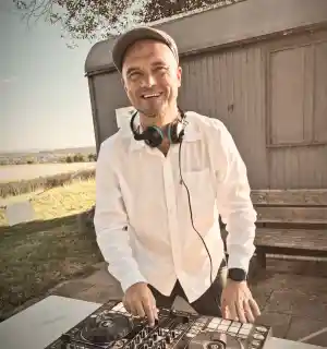 DJ Selecta Martin – Hochzeits- & Event-DJ | Fotobox.jpg