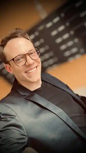 Simon Gläve Webservices.jpg