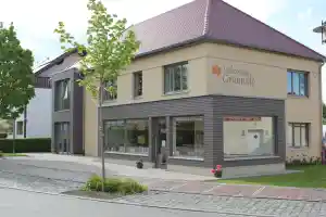 Holzdesign Grünwald.jpg