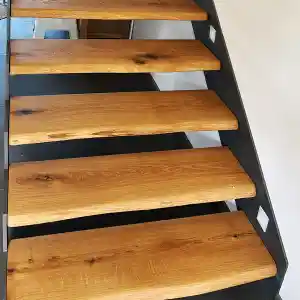 Spon-Holz Massivholzmöbel.jpg