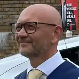 Fotografie Roman Grzeszkowiak-Aniser.jpg