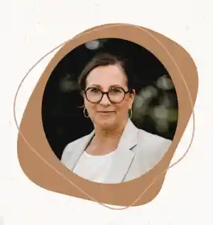 Freie Rednerin Ilona Kallnik.jpg