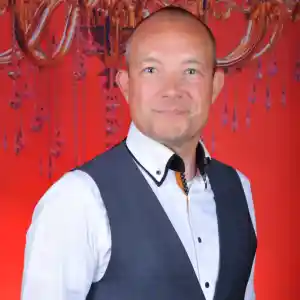 Lars Bäcker - Hochzeits- & Event DJ in Hamburg + Niedersachsen.jpg