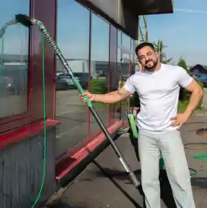 Noyfa Gebäudereinigung.jpg