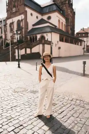 Yili Photography.jpg