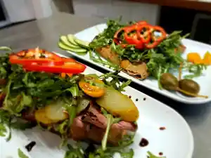 Frau Harms Kaffeehaus.jpg