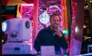 DJ SeNi - Sebastian Gerber - Hochzeits- und Event-DJ Kassel.jpg