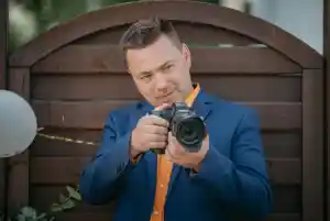 Aleksey Unger Cinema - Hochzeitsvideograf & Hochzeitsfotograf Bielefeld.jpg