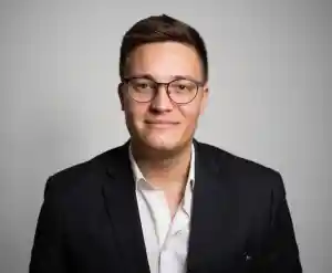 Loyal Finance GmbH.jpg