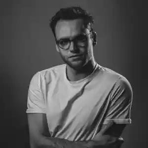 Janis Farhat Photography.jpg