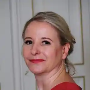 Petra Graf-Rudolph.jpg