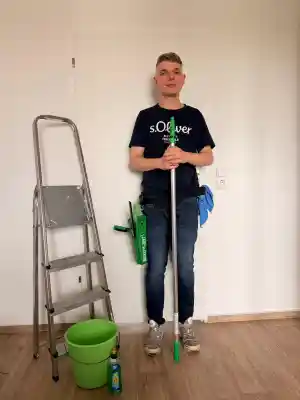 Glasreinigung Eric Matthes.jpg