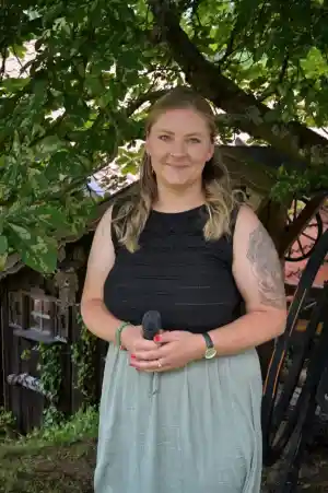 Isabella Englmaier Freie Rednerin.jpg