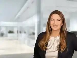Immobilien-Team Anette Tessar.jpg