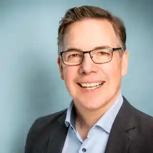 Oliver Schumacher - Verkaufstrainer.jpg