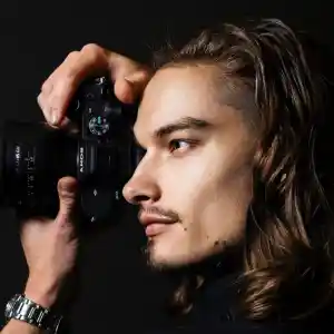 Moritz Lange Foto- und Videografie.jpg