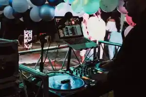 Hochzeits-DJ Lito.jpg