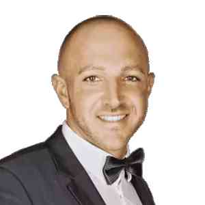 FINARISTA - Dein Finanzcoach für Investmentstrategien.jpg