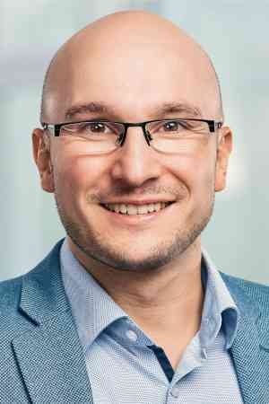 ERGO Versicherung Stefan Schüler.jpg